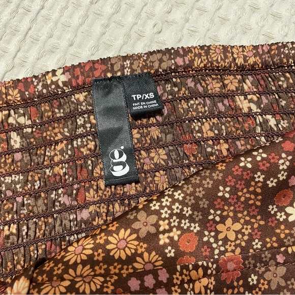 Crop top - Picture 3 of 3